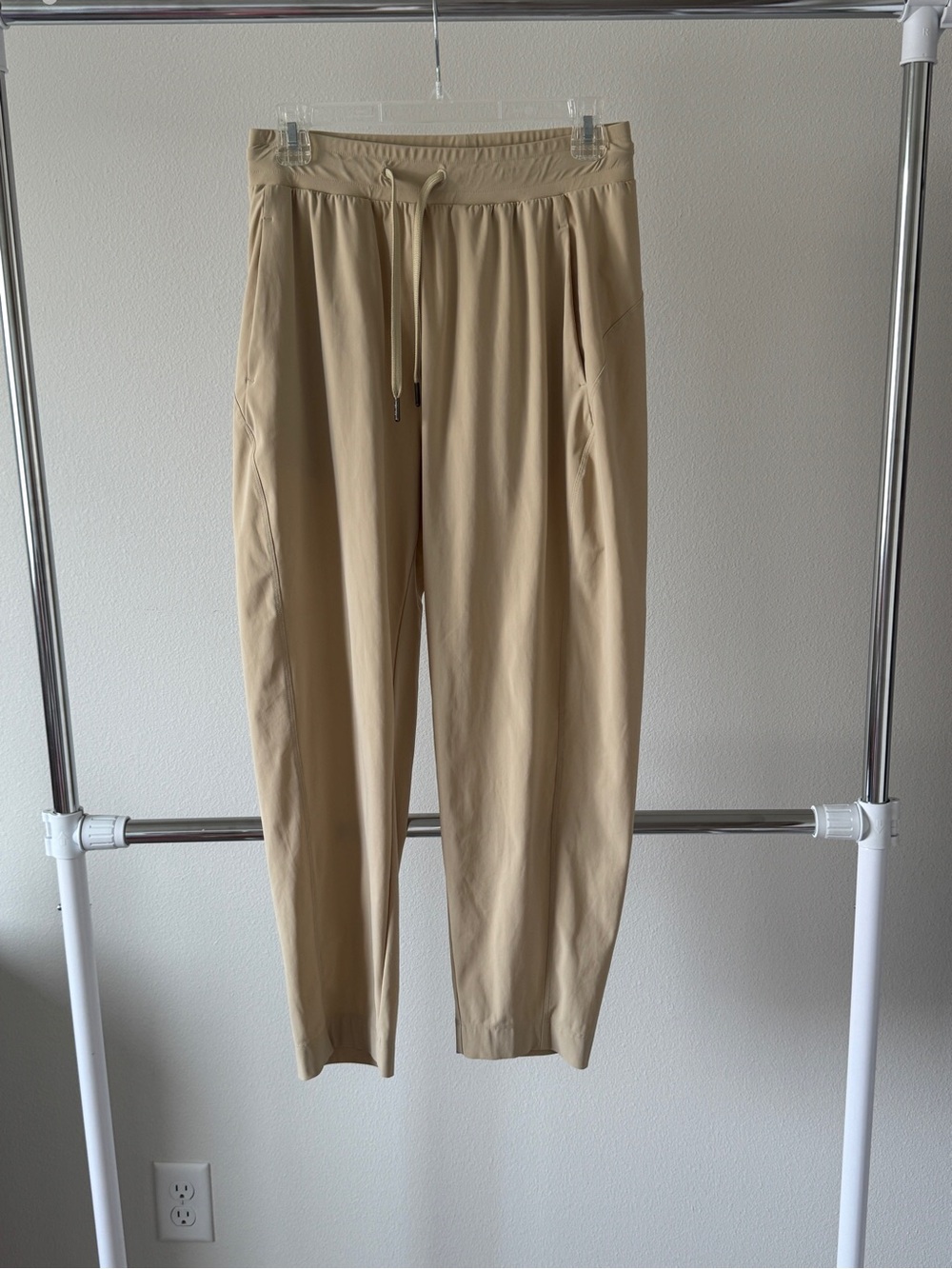 Sweaty Betty Jogger Pants Beige 100% Recycled Polyester Women's Size S
